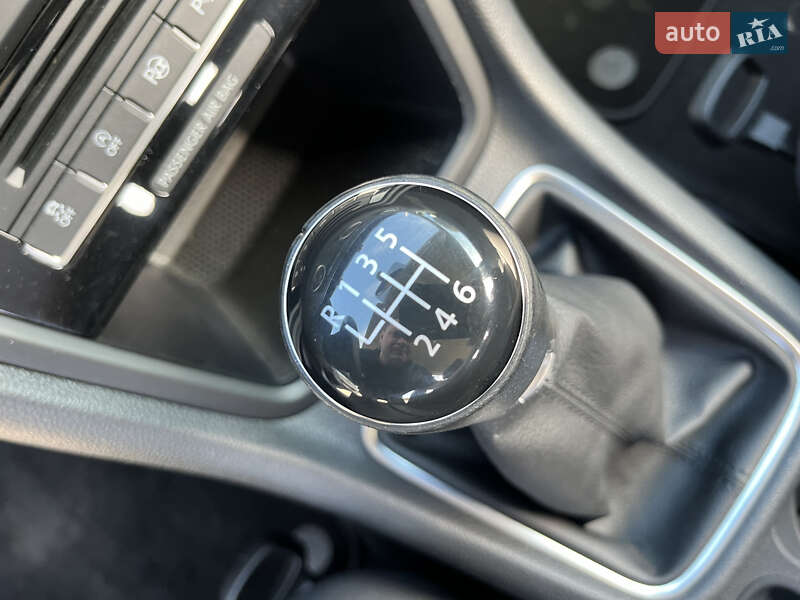 Минивэн SEAT Alhambra 2014 в Луцке