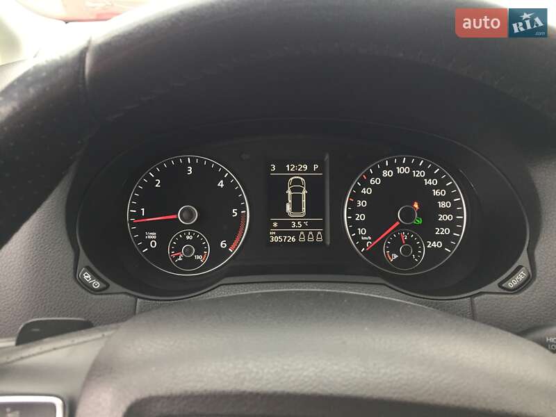 Мінівен SEAT Alhambra 2014 в Чернівцях