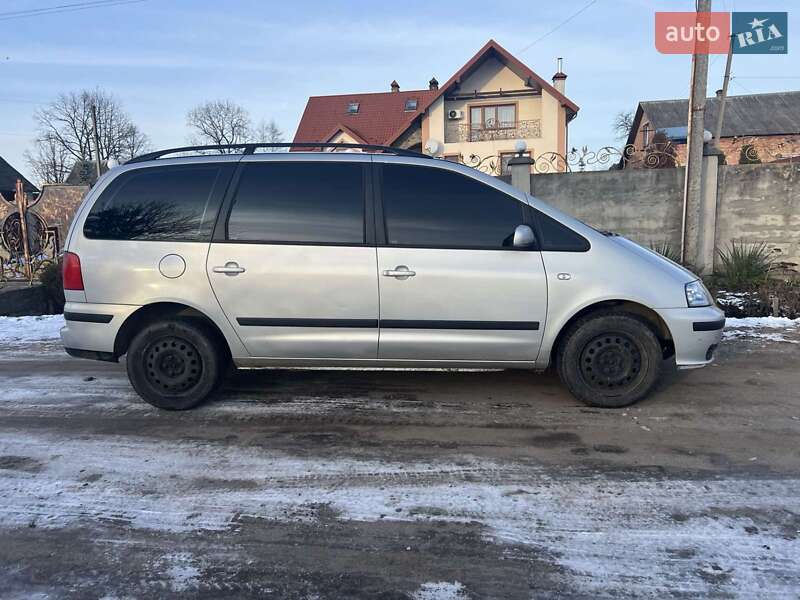 Минивэн SEAT Alhambra 2002 в Шептицькому