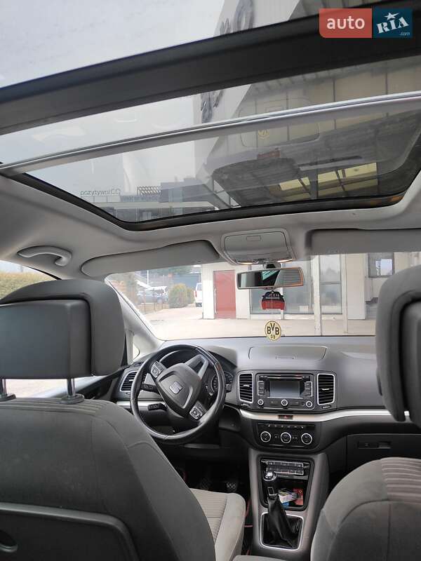 Минивэн SEAT Alhambra 2012 в Березовке