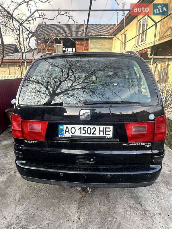 Минивэн SEAT Alhambra 2001 в Тересве