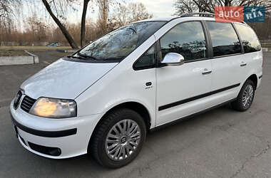 Минивэн SEAT Alhambra 2009 в 