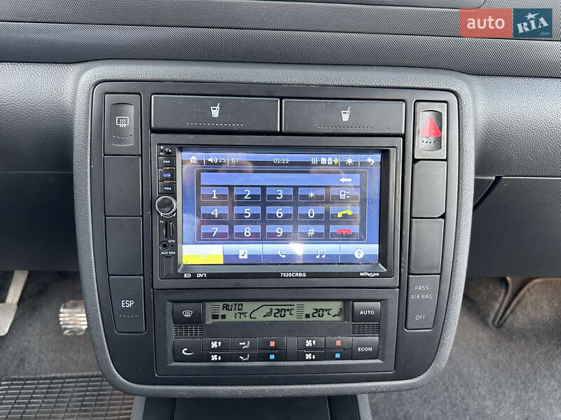 Минивэн SEAT Alhambra 2009 в Киеве