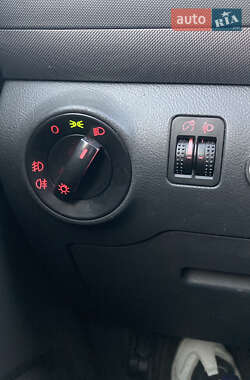 Минивэн SEAT Alhambra 2009 в 