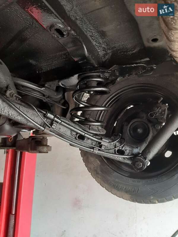 Мінівен SEAT Alhambra 2000 в Івано-Франківську