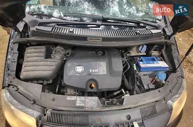 Минивэн SEAT Alhambra 2002 в 
