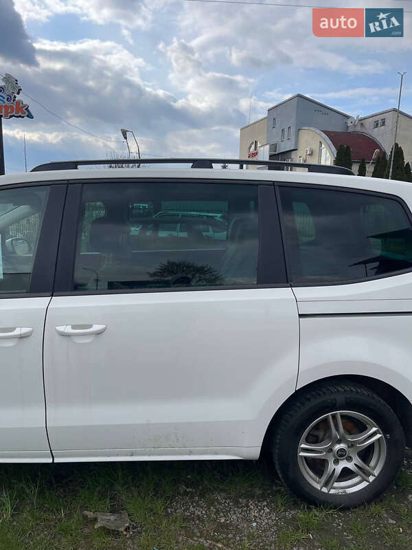 Минивэн SEAT Alhambra 2011 в Тячеве