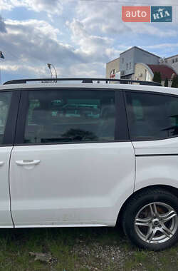 Минивэн SEAT Alhambra 2011 в 