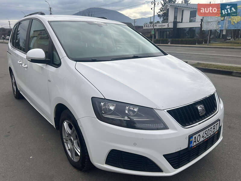 Минивэн SEAT Alhambra 2011 в Тячеве