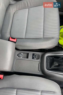 Минивэн SEAT Alhambra 2011 в 