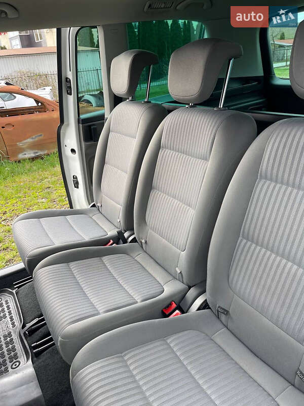 Минивэн SEAT Alhambra 2011 в Тячеве