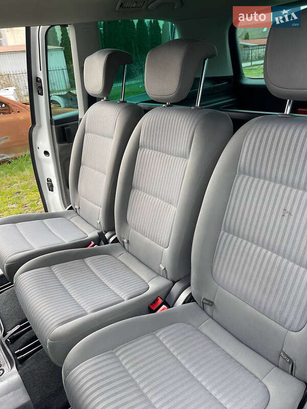 Минивэн SEAT Alhambra 2011 в Тячеве
