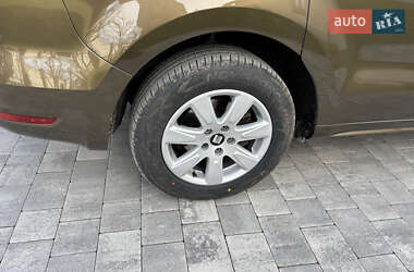 Минивэн SEAT Alhambra 2013 в 
