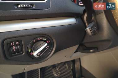 Минивэн SEAT Alhambra 2012 в 