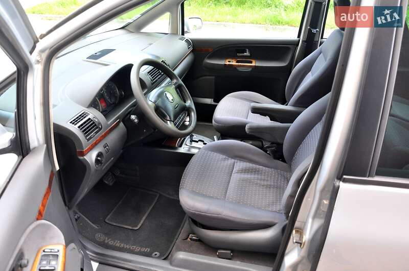 Минивэн SEAT Alhambra 2002 в Львове
