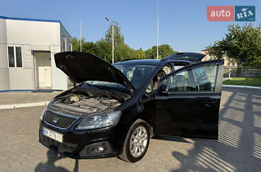Минивэн SEAT Alhambra 2011 в 