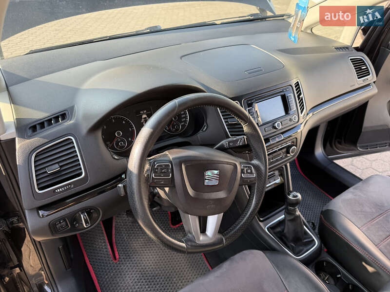 Минивэн SEAT Alhambra 2011 в Костополе фото 16 Минивэн SEAT Alhambra 2011 в Костополе