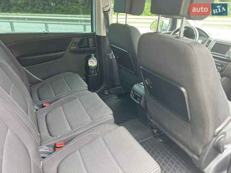 Минивэн SEAT Alhambra 2016 в Днепре