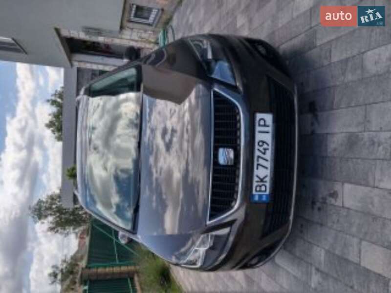 Минивэн SEAT Alhambra 2015 в Ровно