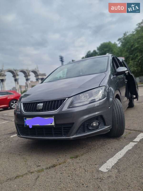 Минивэн SEAT Alhambra 2012 в Каменском фото 4 Минивэн SEAT Alhambra 2012 в Каменском