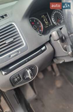 Минивэн SEAT Alhambra 2012 в 
