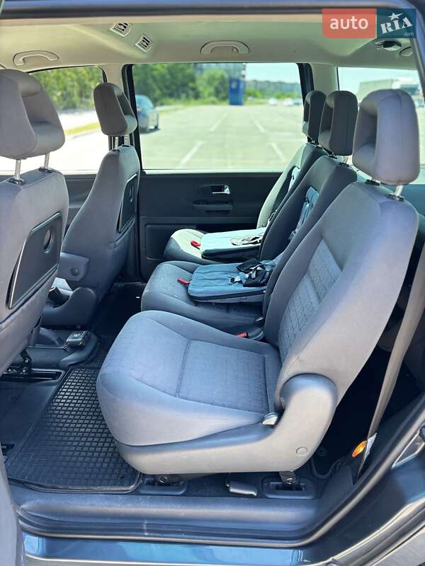 Мінівен SEAT Alhambra 2008 в Кропивницькому