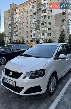Минивэн SEAT Alhambra 2014 в Млинове