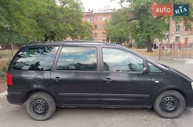 Минивэн SEAT Alhambra 2004 в 