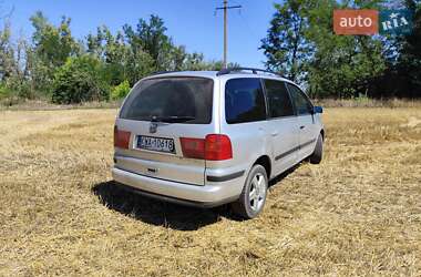 Минивэн SEAT Alhambra 2004 в 