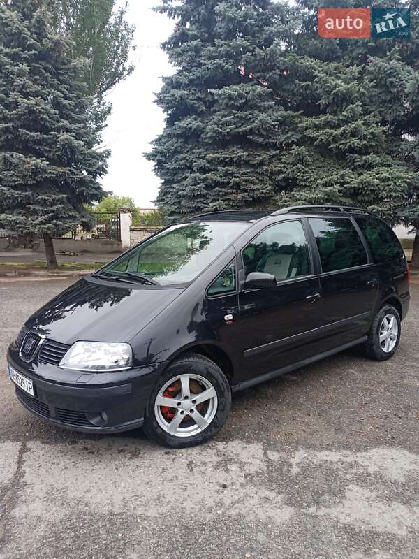 Минивэн SEAT Alhambra 2007 в Вознесенске