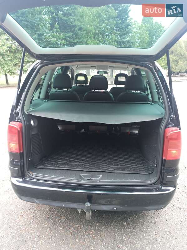 Минивэн SEAT Alhambra 2007 в Вознесенске