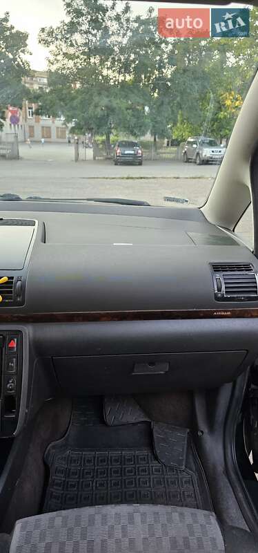 Минивэн SEAT Alhambra 2002 в Краматорске