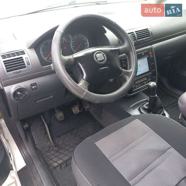Минивэн SEAT Alhambra 2000 в Хмельницком