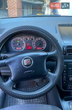 Минивэн SEAT Alhambra 2007 в 