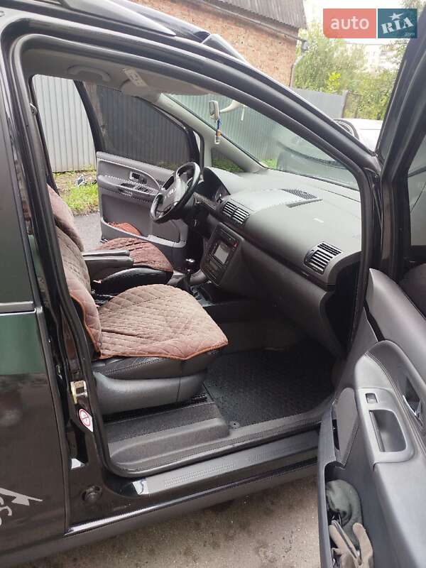 Минивэн SEAT Alhambra 2006 в Хмельницком