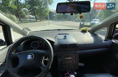 Минивэн SEAT Alhambra 2010 в 