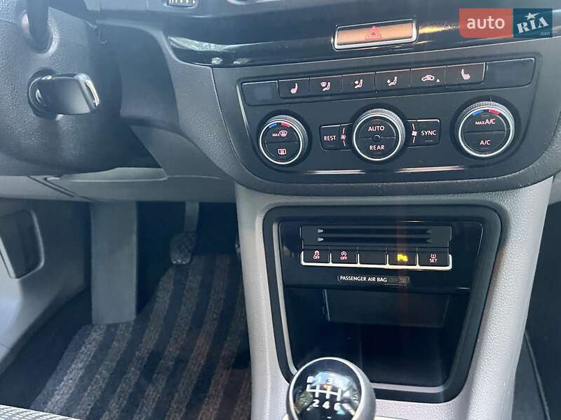 Мінівен SEAT Alhambra 2016 в Києві фото 22 Мінівен SEAT Alhambra 2016 в Києві