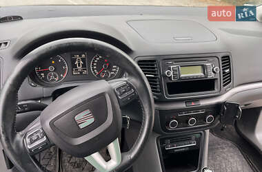 Минивэн SEAT Alhambra 2011 в 