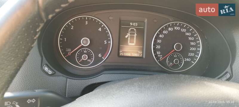 Мінівен SEAT Alhambra 2014 в Чигирину