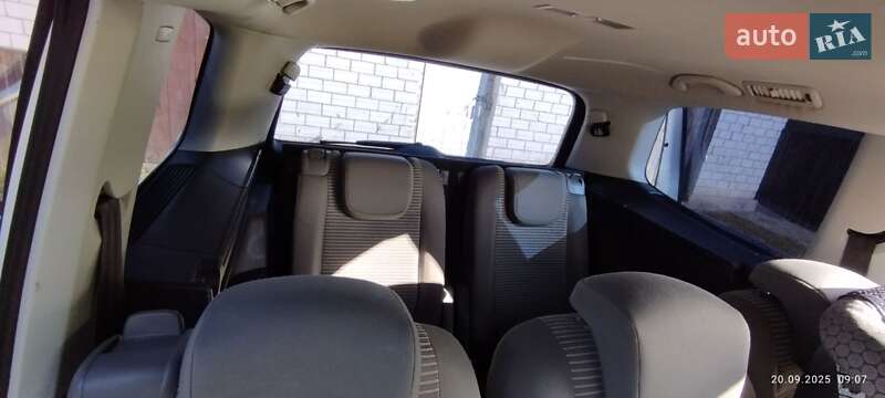 Мінівен SEAT Alhambra 2014 в Чигирину