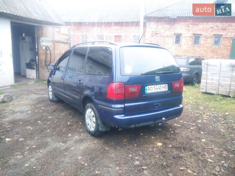 Минивэн SEAT Alhambra 2001 в Чернигове