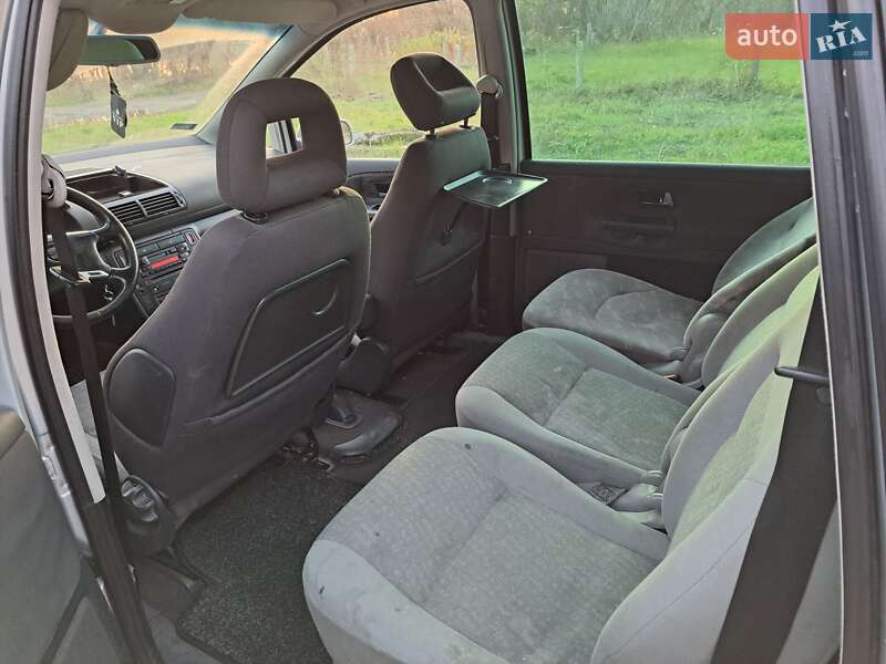 Мінівен SEAT Alhambra 2003 в Рівному фото 6 Мінівен SEAT Alhambra 2003 в Рівному