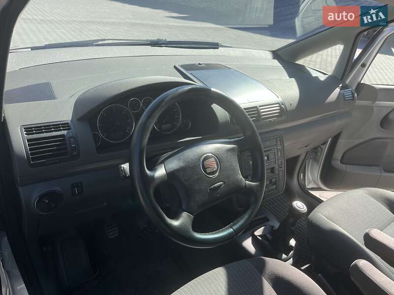 Мінівен SEAT Alhambra 2010 в Волочиську фото 13 Мінівен SEAT Alhambra 2010 в Волочиську