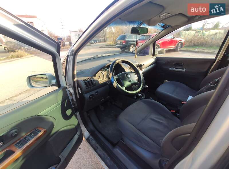 Мінівен SEAT Alhambra 2001 в Дніпрі