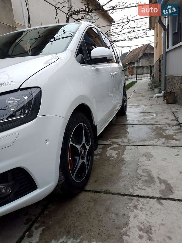 Мінівен SEAT Alhambra 2014 в Виноградові