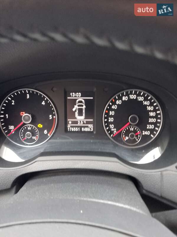 Мінівен SEAT Alhambra 2014 в Виноградові