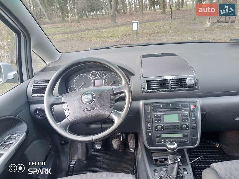 Минивэн SEAT Alhambra 2002 в Млинове фото 6 Минивэн SEAT Alhambra 2002 в Млинове