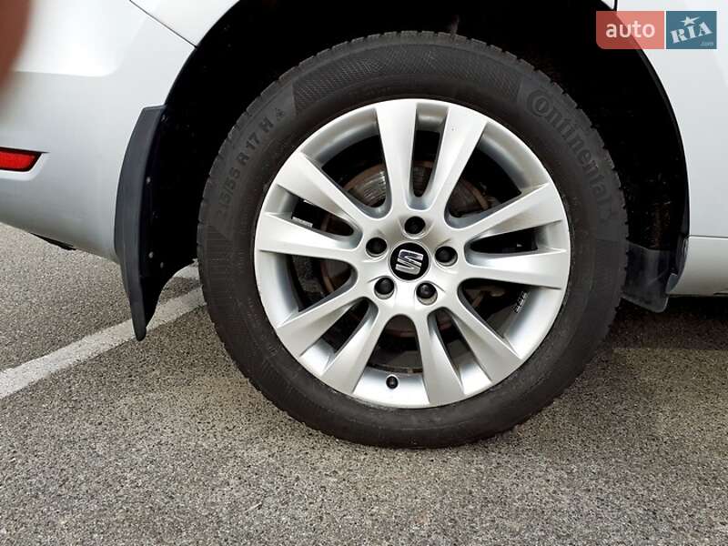 Минивэн SEAT Alhambra 2016 в Киеве