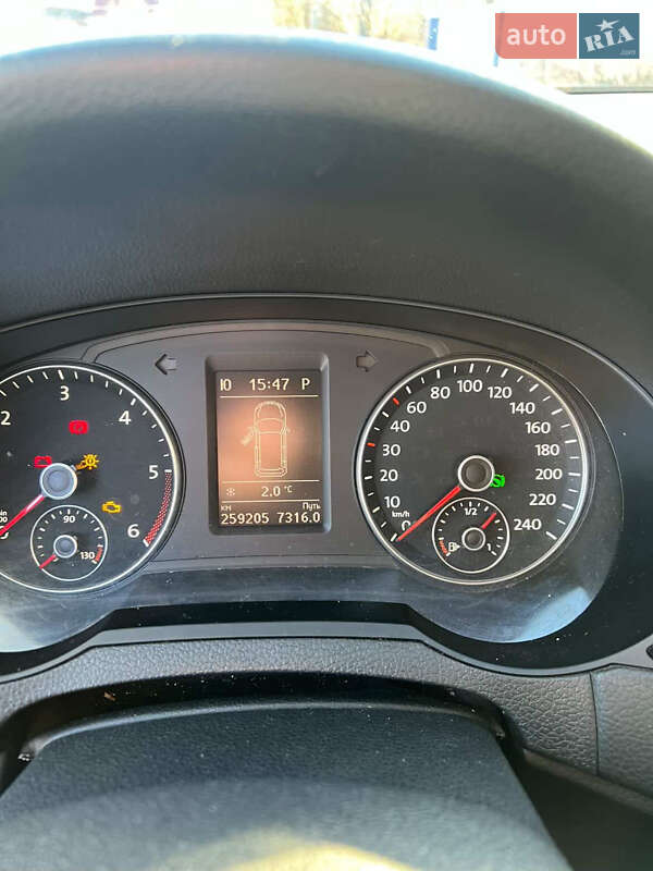 Минивэн SEAT Alhambra 2014 в Тячеве фото 15 Минивэн SEAT Alhambra 2014 в Тячеве