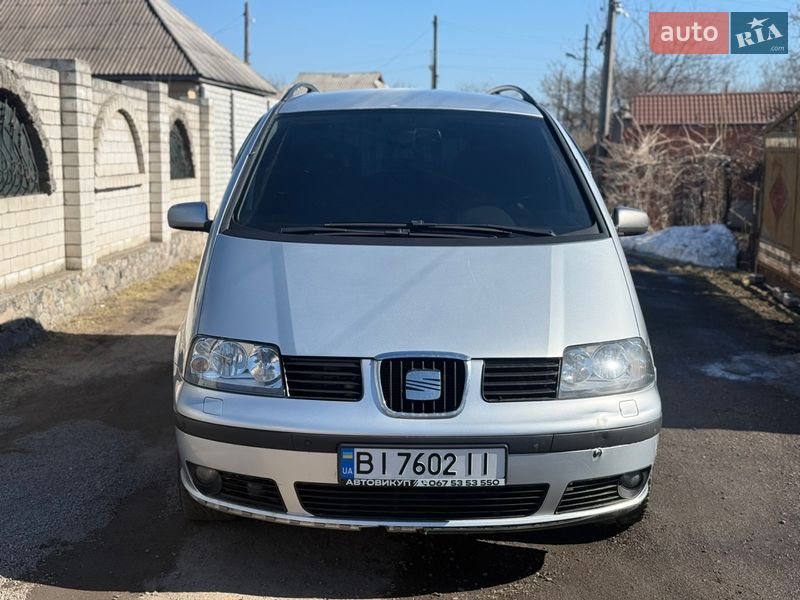 Минивэн SEAT Alhambra 2008 в Кременчуге